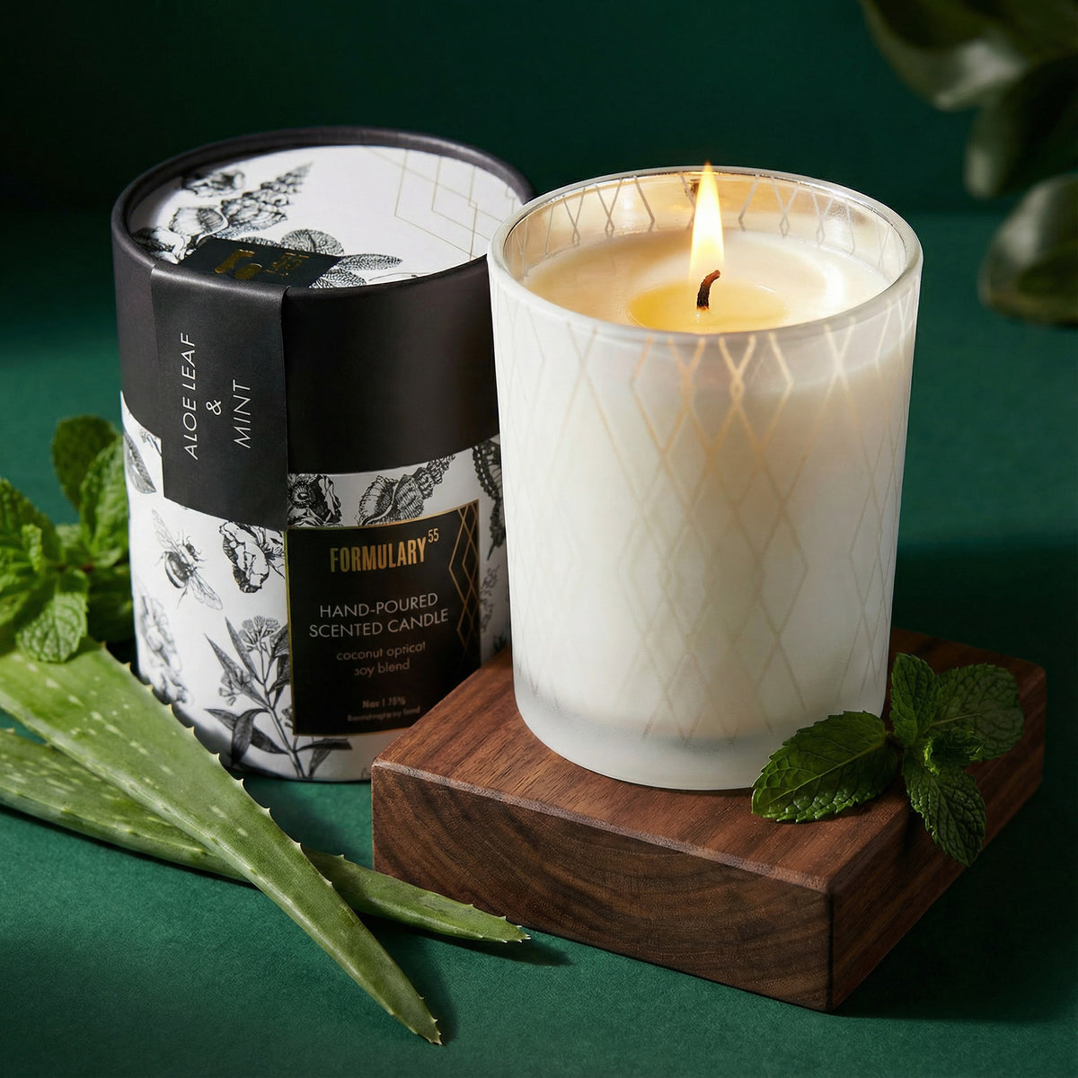 Aloe Leaf & Glow Candle